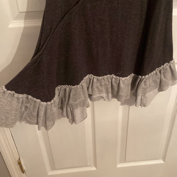 Cold shoulder tunic - Picture 2 of 4